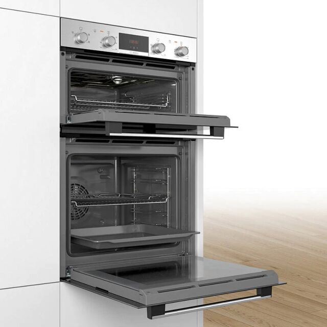Bosch MHA133BROB Built-In Double Oven 