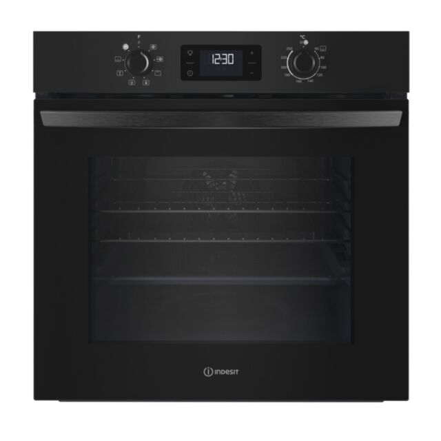 Indesit IO253BUK Single Fan Oven 